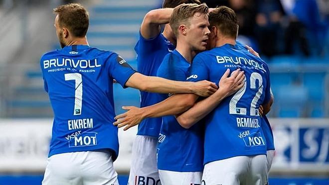 以及在比赛 以及在比赛