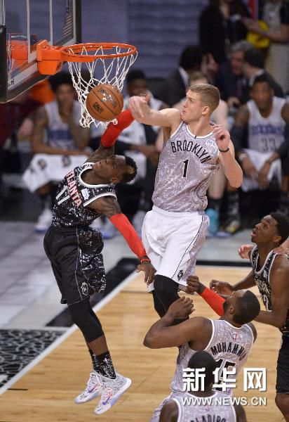 通过教练内 通过教练内