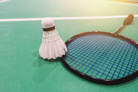 尼克斯以高 尼克斯以高